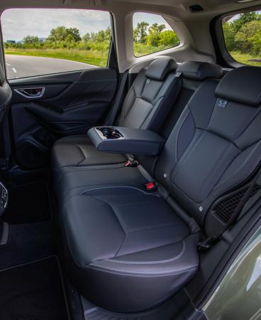 Forester e-BOXER_high-074-23738